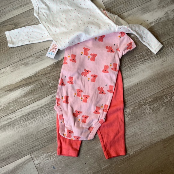 Carter’s 3 Piece Set - Picture 2 of 4